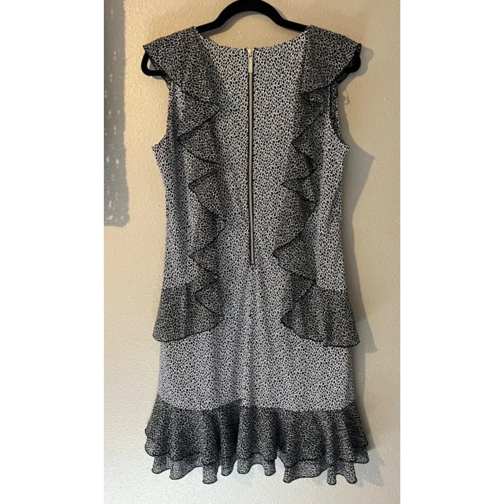 Michael Kors Dress Black White L Large Fluttery Floral Print V Neck Ruffle